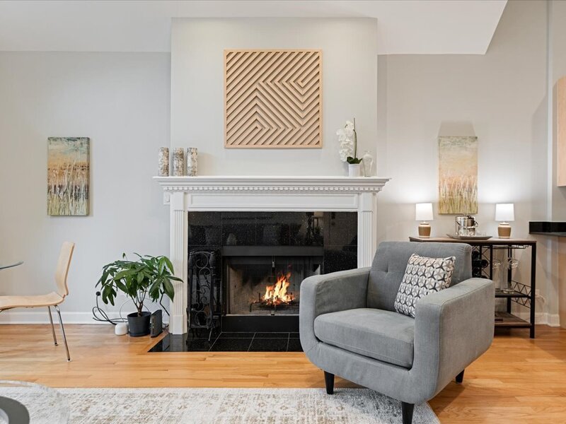 3223 N Clifton Avenue Chicago IL 60657