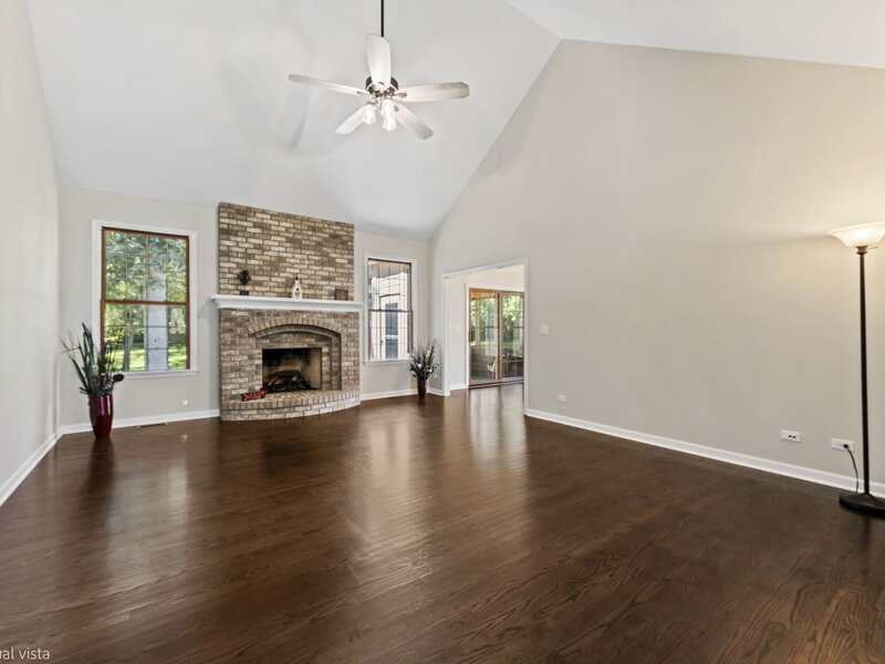 3401 Thunderbird Lane Crystal Lake IL 60012