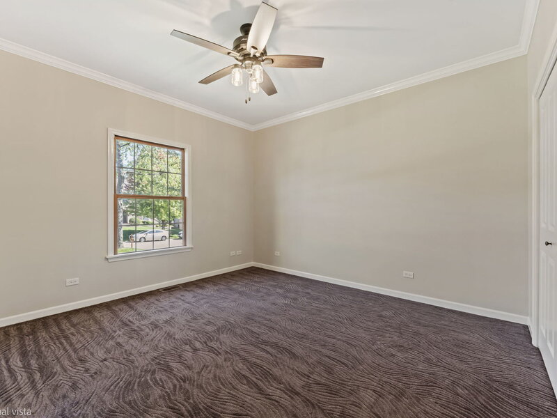 3401 Thunderbird Lane Crystal Lake IL 60012