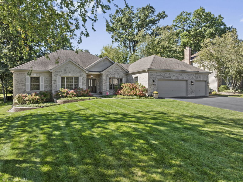 3401 Thunderbird Lane Crystal Lake IL 60012