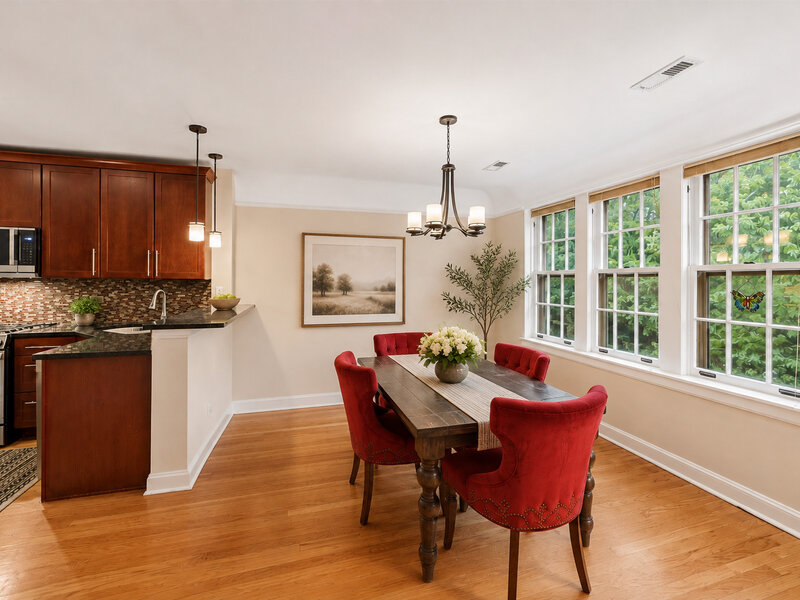 344 S Maple Avenue Oak Park IL 60302