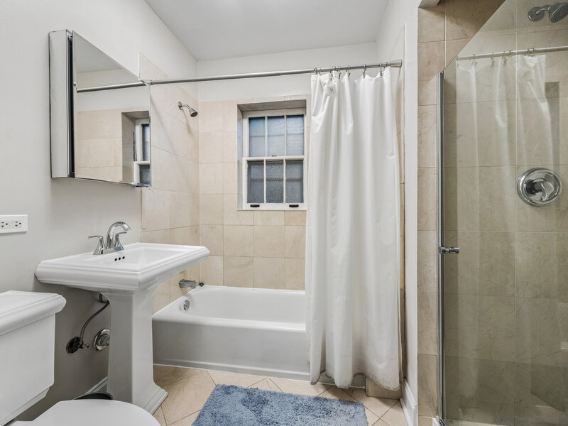 344 S Maple Avenue Oak Park IL 60302
