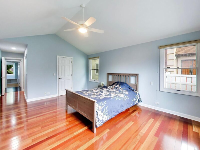 202 N Prospect Manor Avenue Mount Prospect IL 60056