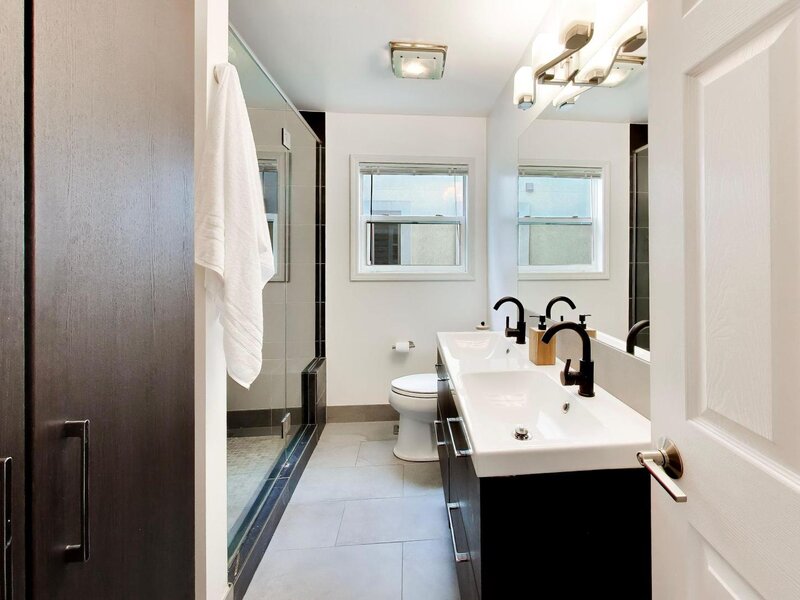 202 N Prospect Manor Avenue Mount Prospect IL 60056