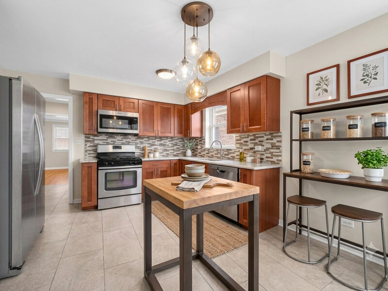 3230 N Neva Avenue Chicago IL 60634
