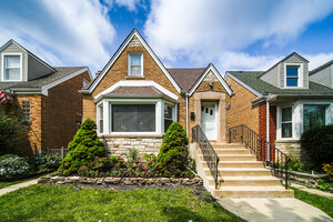 Photo of 3230 N Neva Avenue Chicago IL 60634