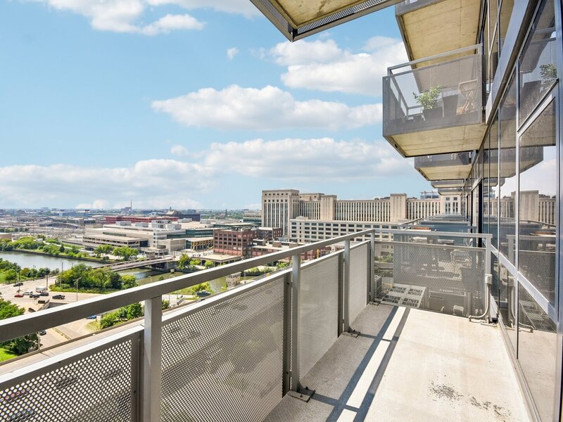 235 W Van Buren Street Chicago IL 60607