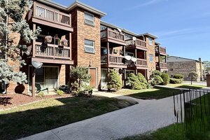 Photo of 14800 Kilpatrick Avenue Midlothian IL 60445 Unit 310