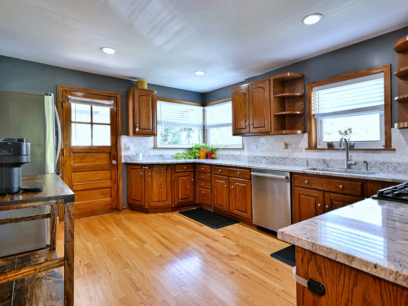 7041 W School Street Chicago IL 60634
