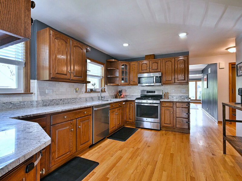 7041 W School Street Chicago IL 60634