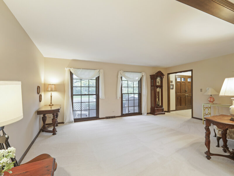 311 Clearbrook Court Schaumburg IL 60193