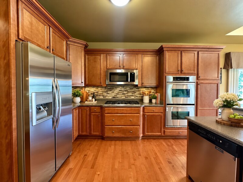 233 Willington Way Oswego IL 60543