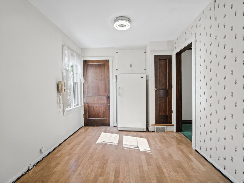 4107 Wagner Avenue Schiller Park IL 60176