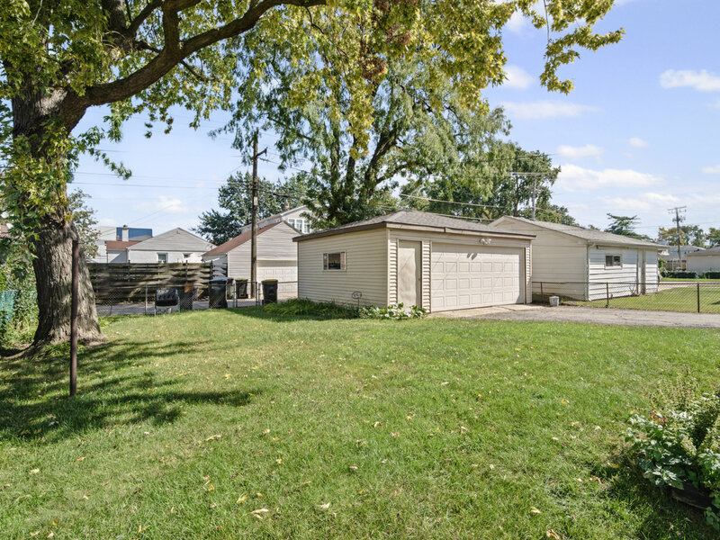 4107 Wagner Avenue Schiller Park IL 60176