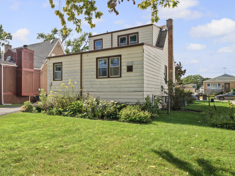 4107 Wagner Avenue Schiller Park IL 60176
