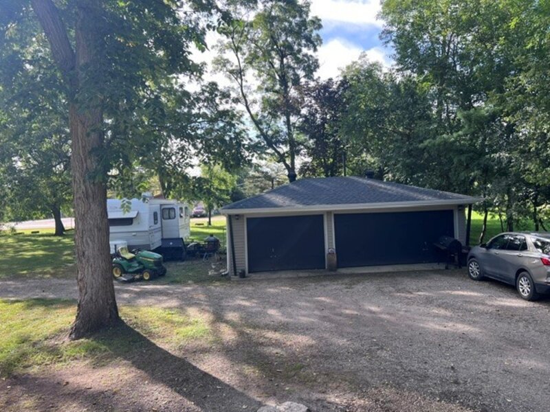 1701 W Low Avenue Mchenry IL 60050
