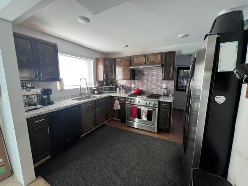 1701 W Low Avenue Mchenry IL 60050