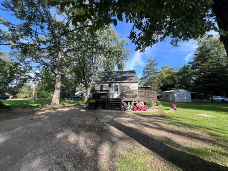 1701 W Low Avenue Mchenry IL 60050