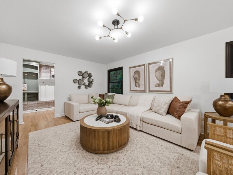 1025 Elizabeth Avenue Naperville IL 60540