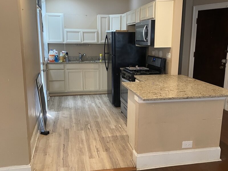 2215 E 70th Place Chicago IL 60649