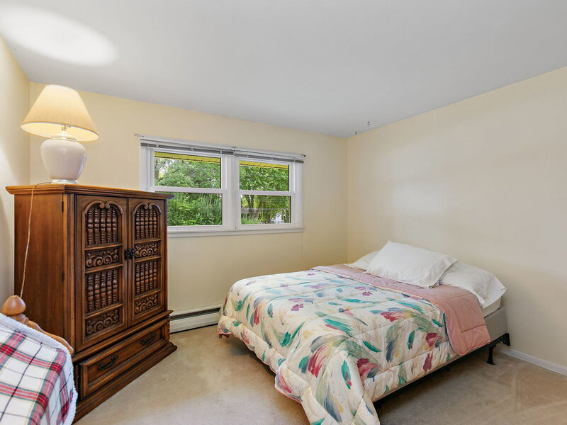 443 Glendale Road Roselle IL 60172