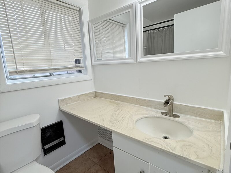 18 Kirkland Lane Villa Park IL 60181