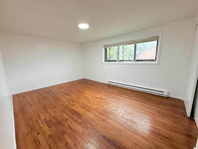 18 Kirkland Lane Villa Park IL 60181