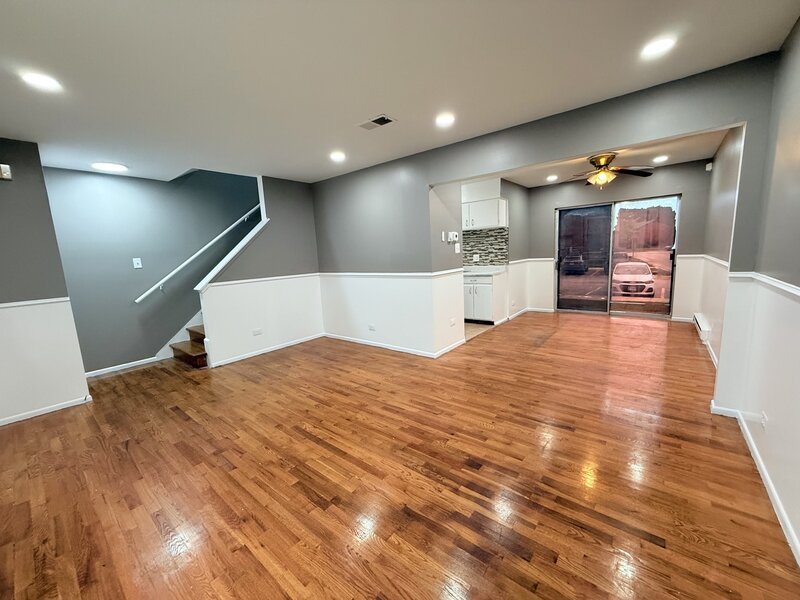 18 Kirkland Lane Villa Park IL 60181