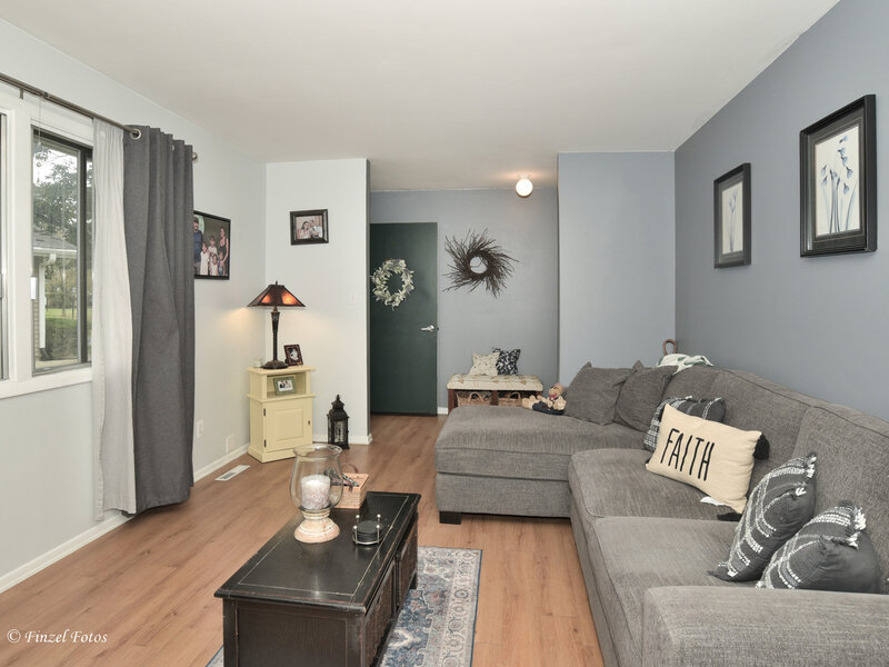 824 Wiltshire Drive Mchenry IL 60050