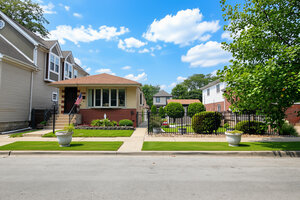 Photo of 10756 S Albany Avenue Chicago IL 60655