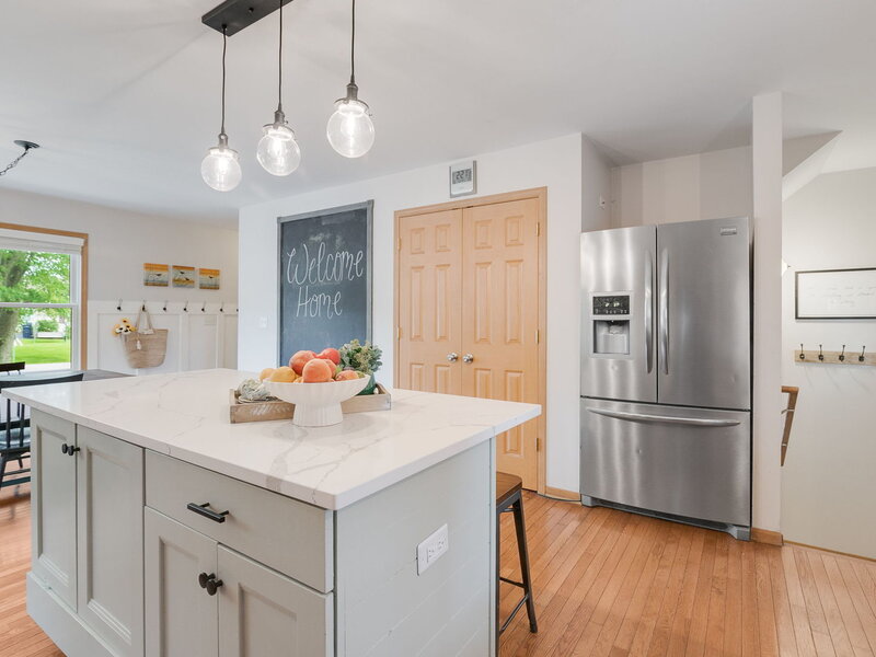 33672 N Greentree Road Grayslake IL 60030