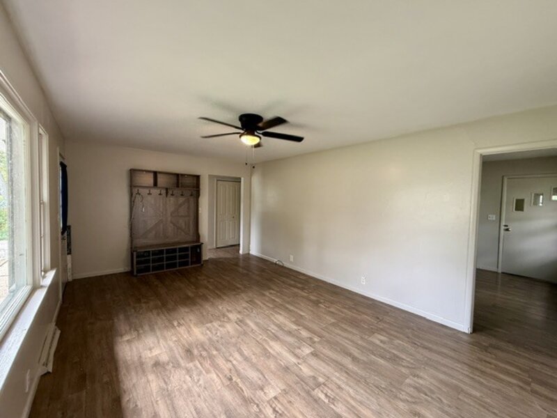 914 W Maple Street Champaign IL 61821