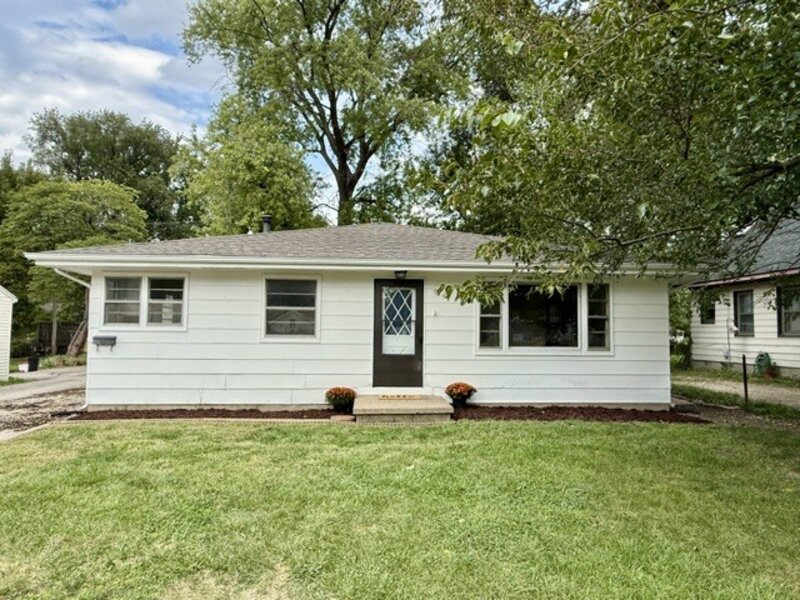 914 W Maple Street Champaign IL 61821