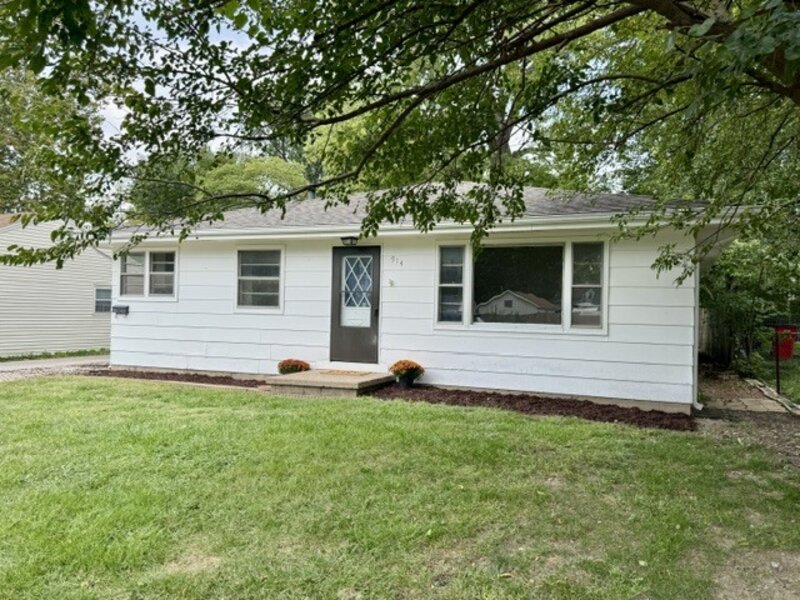 914 W Maple Street Champaign IL 61821