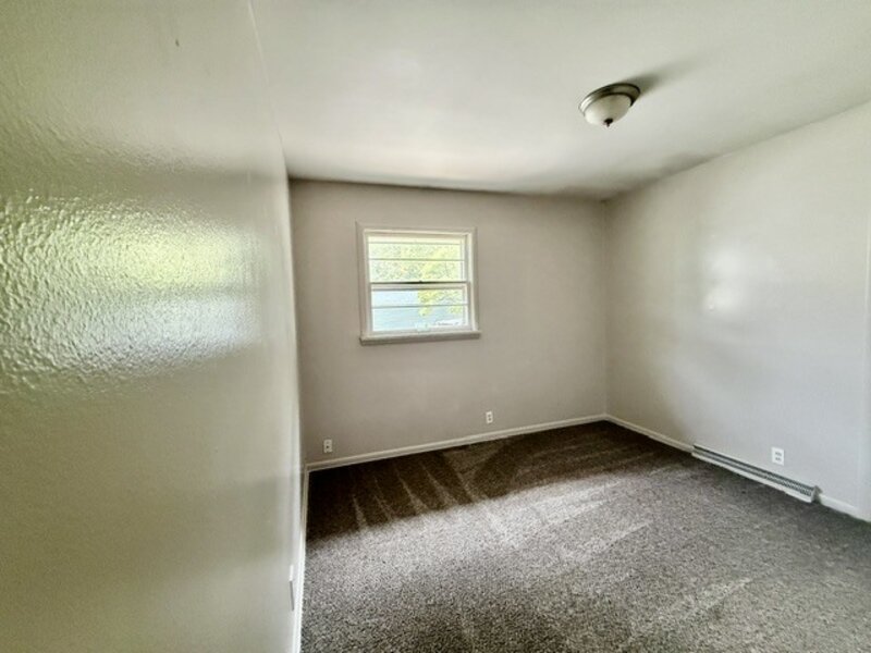 914 W Maple Street Champaign IL 61821