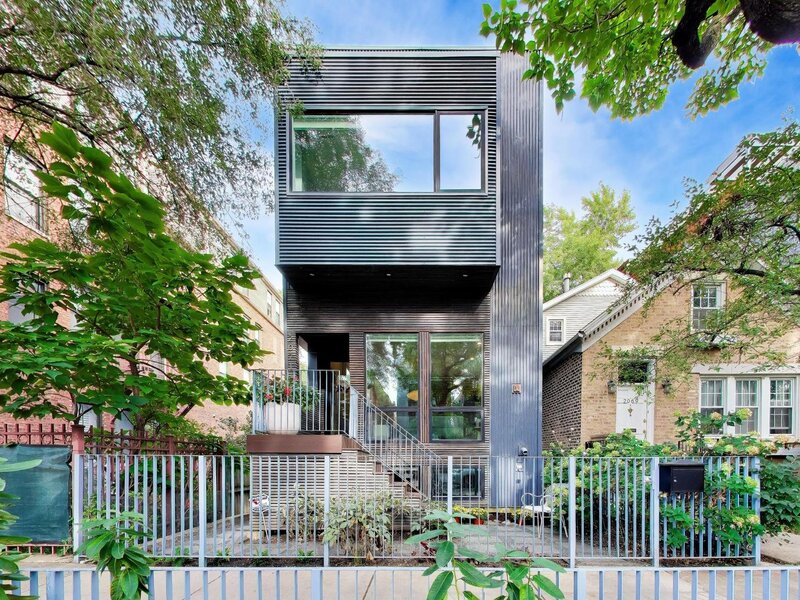 2071 N Oakley Avenue Chicago IL 60647