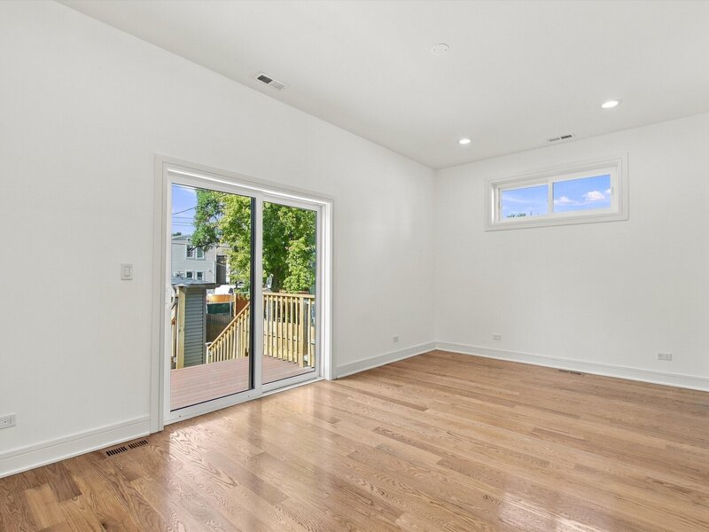 904 N Trumbull Avenue Chicago IL 60651