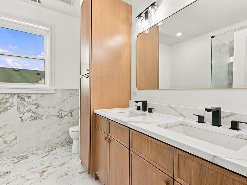 904 N Trumbull Avenue Chicago IL 60651