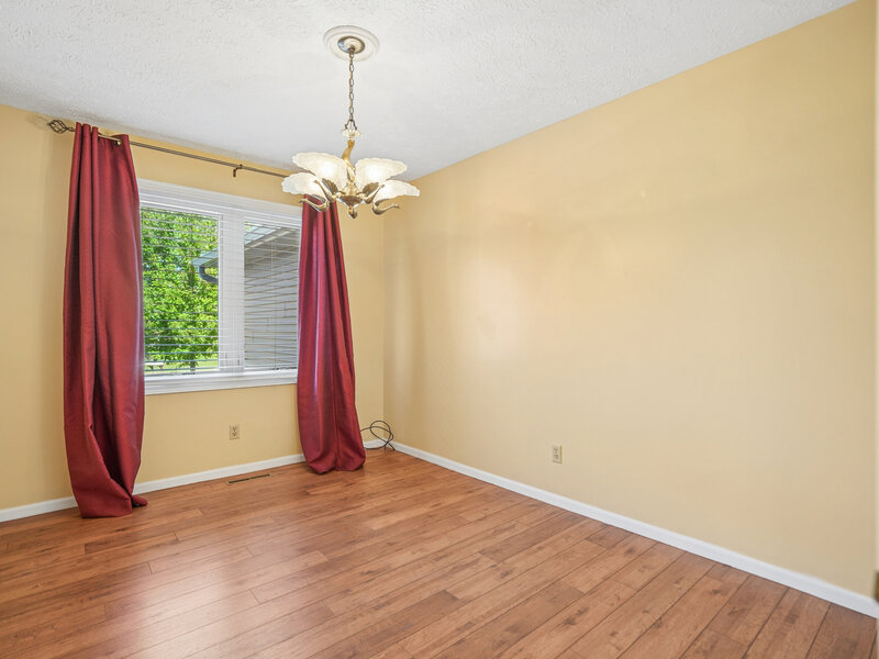 4721 Kynnelworth Drive Bettendorf IA 52722