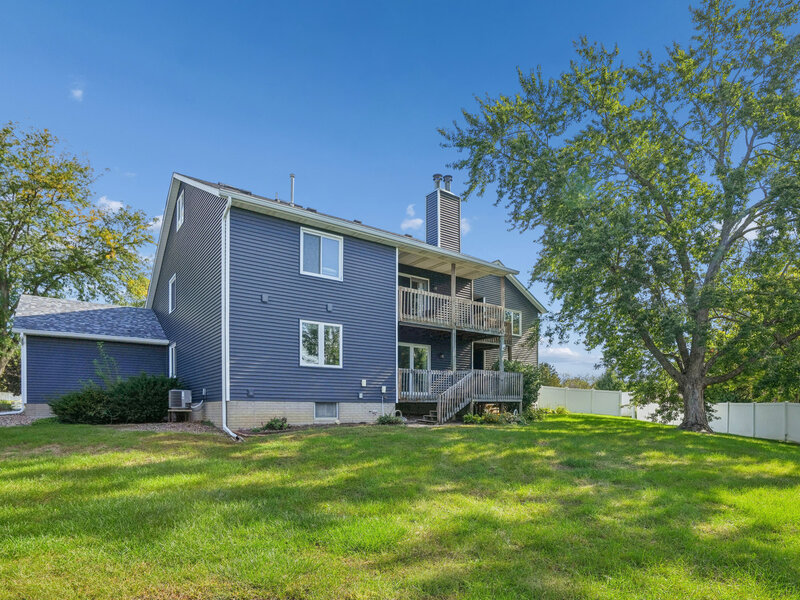 4721 Kynnelworth Drive Bettendorf IA 52722
