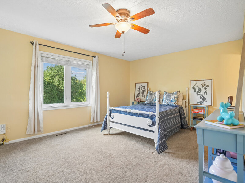 4721 Kynnelworth Drive Bettendorf IA 52722