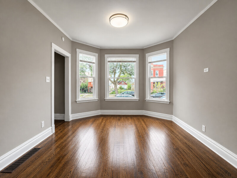 4637 W Mclean Avenue Chicago IL 60639