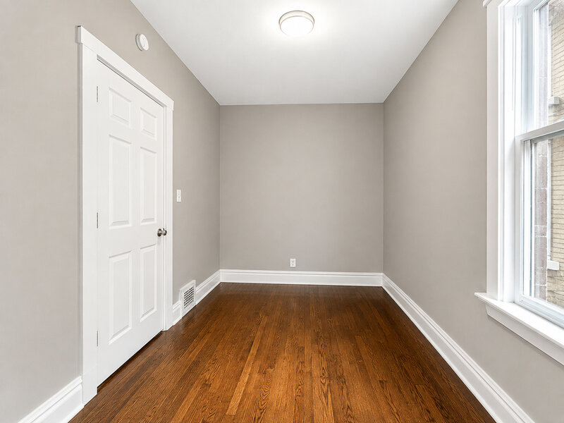 4637 W Mclean Avenue Chicago IL 60639