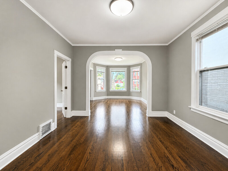 4637 W Mclean Avenue Chicago IL 60639