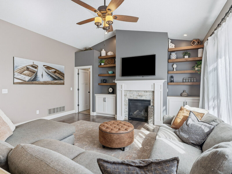 5659 Idaho Drive Bettendorf IA 52722