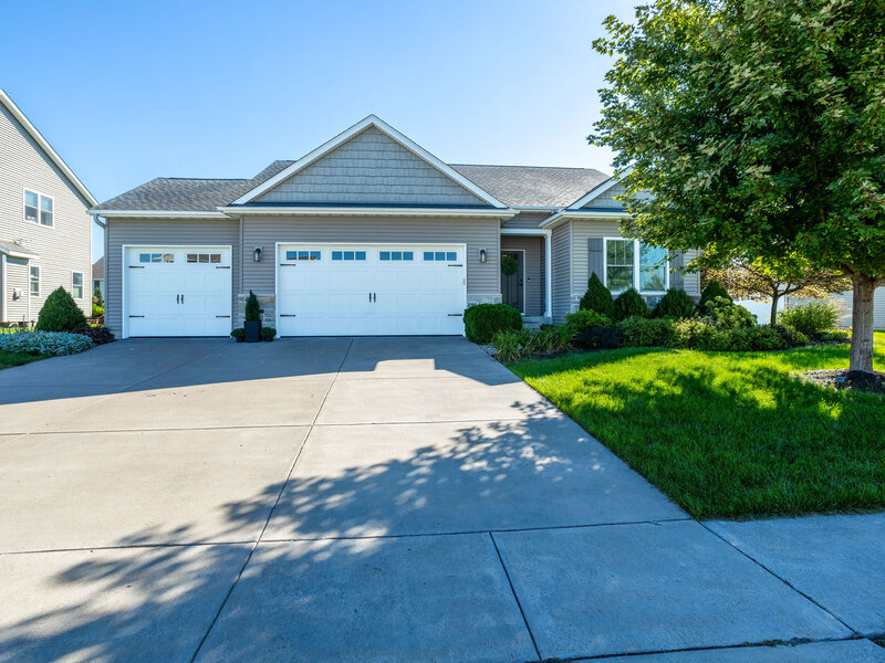 5659 Idaho Drive Bettendorf IA 52722