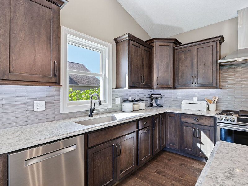 5659 Idaho Drive Bettendorf IA 52722