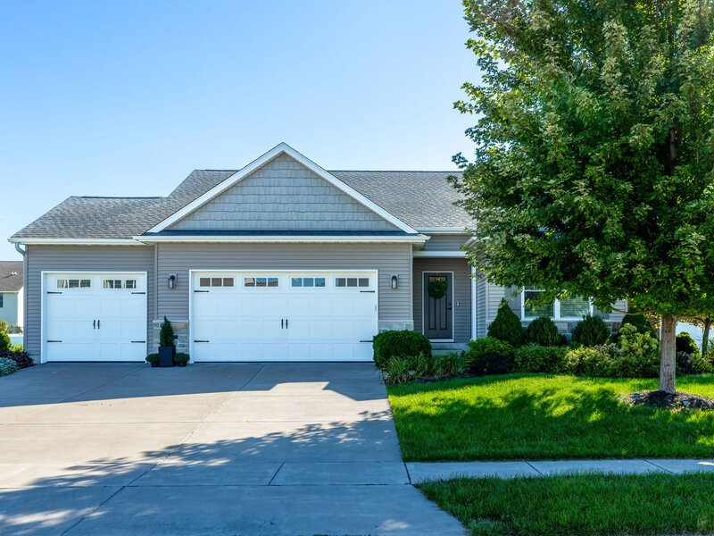 5659 Idaho Drive Bettendorf IA 52722