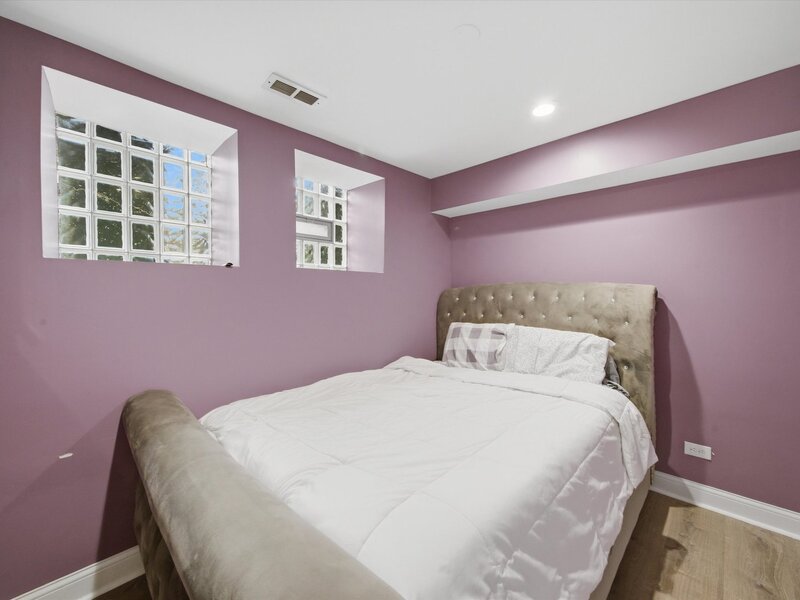 231 E 59th Street Chicago IL 60637
