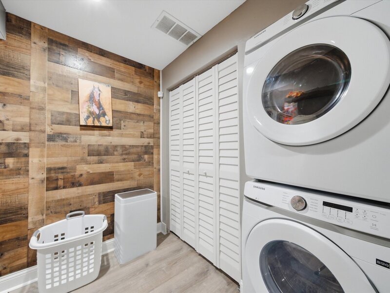 231 E 59th Street Chicago IL 60637